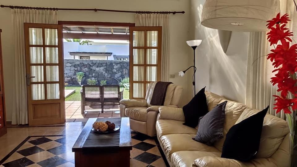 Villa Bol-Can Con Piscina Privada Playa Blanca  Exteriör bild